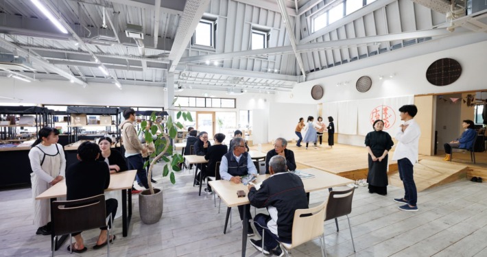 まーぐん広場_内観1