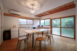 アダンと海みる宿